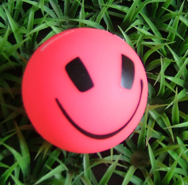 Smooth ball with smiling face
